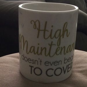 Meet your Posher, Lora